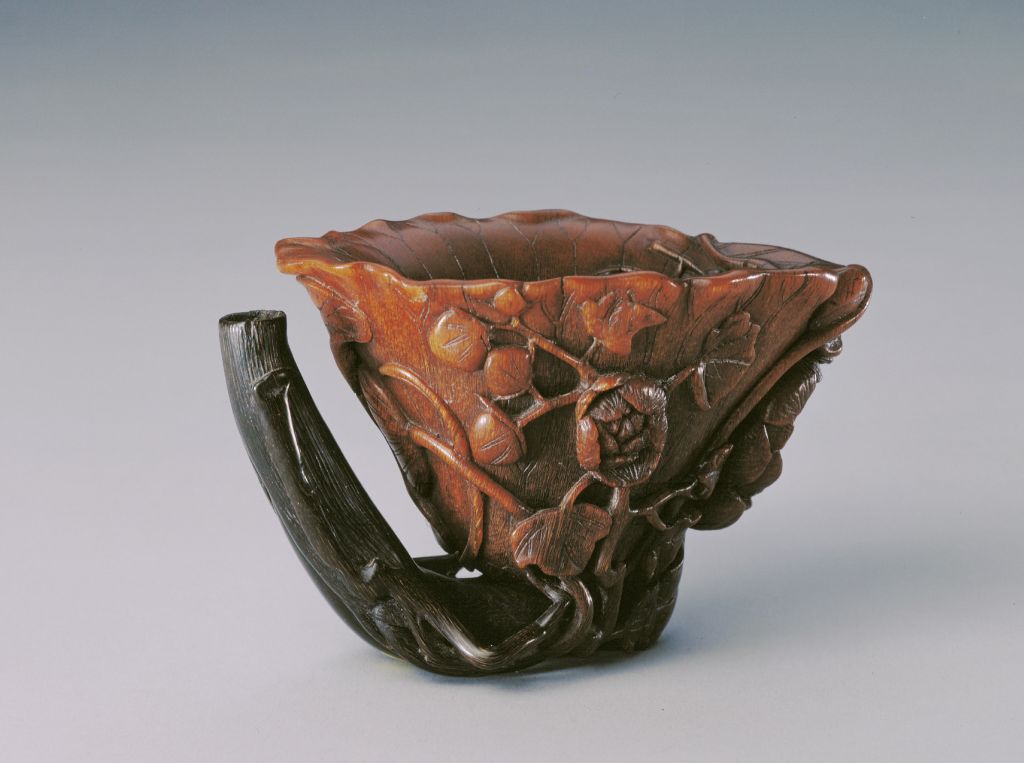 图片[2]-Rhinoceros horn carved lotus crab lotus leaf cup-China Archive